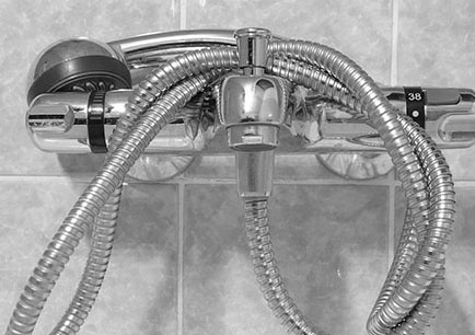 What Are the Types of Pull-out Kitchen Faucets?