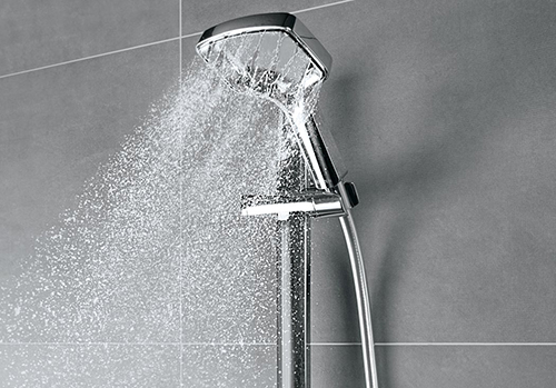 Methods for cleaning shower head